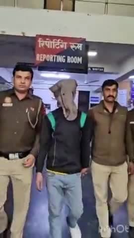 दरियागंज: कमला मार्केट थाना पुलिस ने स्नेचिंग के आरोप में एक आरोपी को किया गिरफ्तार