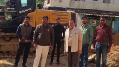 सिंगरौली: निगम आयुक्त ने सिवरेज निर्माण कार्य का निरीक्षण किया, समय पर पूरा होने पर जनता को सुविधा मिलेगी