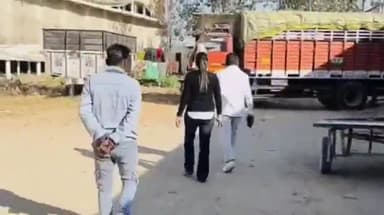 बरवाला: खेड़ी गांव में पशुपालन विभाग की टीम ने पोल्ट्री फार्म की जाँच की, आवश्यक दिशा-निर्देश दिए