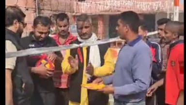 तेघरा: तेघड़ा नगर परिषद के मधूरापुर में जिला स्तरीय वालीबाल टूर्नामेंट का आयोजन