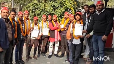 मिर्ज़ापुर: कॉलेजों में छात्र संघ चुनाव को लेकर सपा के युवा सभा लोहिया वाहिनी और यूथ ब्रिगेड की बैठक रमई पट्टी कार्यालय पर हुई