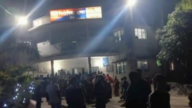 कांके: रांची के पिठौरिया थाने का ग्रामीणों ने किया घेराव