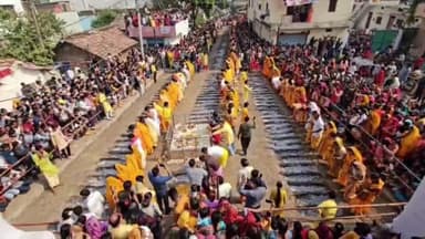 देवरी: देवरी में श्री देव खंडेराव अग्नि मेले में दूसरे दिन 152 श्रद्धालुओं ने अंगारों से निकलकर किए दर्शन