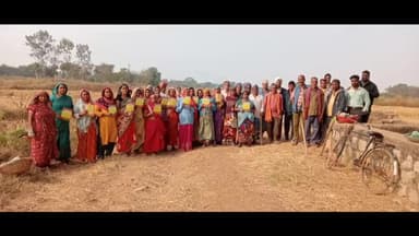 अकलतरा: पकरिया झूलन, चंगोरी, तिलाई गांव में रोजगार दिवस पर दी गई जल संरक्षण, PM आवास व हितग्राही मूलक कार्यों की जानकारी