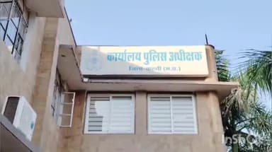 कटनी नगर: रात्रि गश्त के दौरान पुलिस ने 137 असामाजिक तत्वों के विरुद्ध की कार्रवाई, पुलिस कंट्रोल रूम से मिली जानकारी