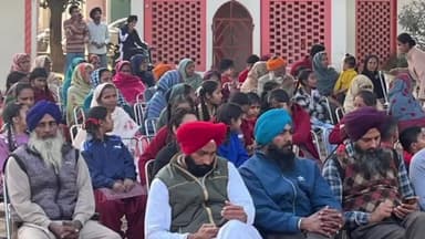 ਐਸਏਐਸ ਨਗਰ ਮੁਹਾਲੀ: ਯੁਵਕ ਸੇਵਾਵਾਂ ਵਿਭਾਗ ਵੱਲੋਂ ਮੋਹਾਲੀ ਦੇ ਪਿੰਡ ਗੁਡਾਣਾ ਵਿਖੇ ਨਸ਼ਿਆਂ ਵਿਰੁੱਧ ਨੁੱਕੜ ਨਾਟਕ ਕਰਵਾਇਆ ਗਿਆ।