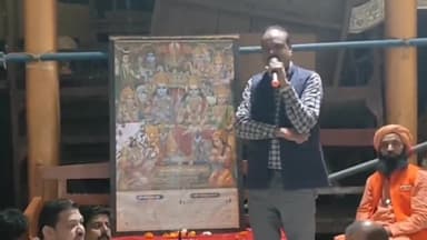 करनैलगंज: करनैलगंज में रामलीला कमेटी के नेतृत्व में हिंदू संगठनों की बैठक, बांग्लादेश में हिंदुओं पर हो रहे अत्याचार पर चर्चा