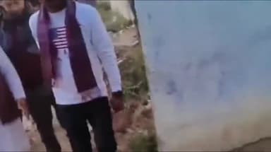 जगदीशपुर: पूर्व मंत्री एवं विधान परिषद भगवान सिंह कुशवाहा ने हरिगांव में चल रहे विकास कार्यों का किया अवलोकन