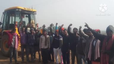 ओरमांझी: कोवालू गांव में एसटी जमीन पर कब्जा करने आए जेसीबी मशीन और चालक को ग्रामीणों ने घेरा, मौके पर पहुंची पुलिस