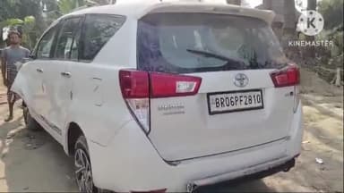 कुढ़नी: कुढ़नी थाना क्षेत्र में नीलगाय को बचाने के प्रयास में इनोवा कार डिवाइडर से टकरा गई, सभी सवार बाल-बाल बचे