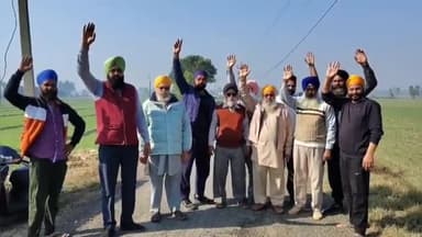 पूरनपुर: गांव मनहरिया से चंदुईया लिंक मार्ग दो माह में उखड़ने लगा, ग्रामीणों ने भ्रष्टाचार का आरोप लगाकर किया विरोध प्रदर्शन