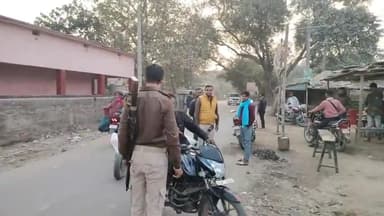 सिकटी: कुर्साकांटा पुलिस ने हत्ता चौक मुख्य मार्ग पर चलाया सघन वाहन जांच अभियान