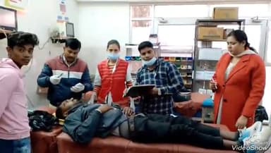 मिर्ज़ापुर: कोराव से मिर्जापुर कचहरी आ रहे बाइक सवारों को वर्जी गांव के पास टोटो ने मारी टक्कर, घायल मंडलीय अस्पताल में भर्ती