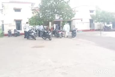 बल्देवगढ़: सुजानपुरा गांव में पुरानी रंजिश के चलते एक युवक के साथ मारपीट, पुलिस ने मामला दर्ज किया