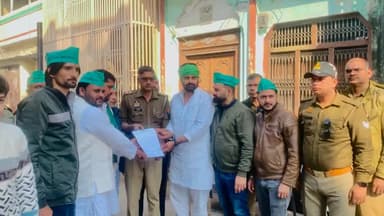 @गुलावठी @बुलंदशहर : नोएडा किसानो की गिरफ्तारी के विरोध में।#Gulawati #Bulandshahr : Noida in protest against the arrest of farmers.
#Gulawthi #Bulandshahar 
@Bhartiya_Kisan_Sangatghan 
#भारतीय_किसान_संगठन