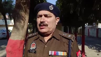 शामली: थानाभवन थाने में थाना समाधान दिवस पर जनसमस्याएं सुनने पहुंचे एसपी रामसेवक गौतम ने दी जानकारी