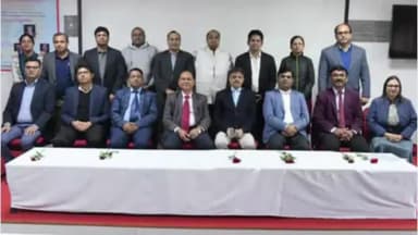 सैफई: सैफई आयुर्विज्ञान विश्वविद्यालय के एफडीए के अध्यक्ष व सदस्यों को सौंपा गया कार्यभार, दिलाई गई शपथ