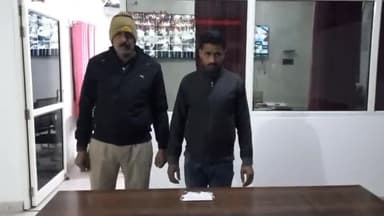 शामली: शामली कोतवाली पुलिस ने सट्टेबाजी के आरोप में गांव करमूखेडी के युवक को किया गिरफ्तार