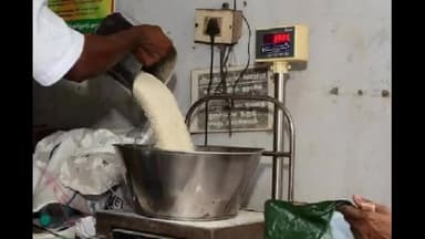 हज़ारीबाग: बसरिया चौपारण के अंशु महिला मंडल द्वारा पीडीएस दुकानदार से दो दिनों में स्पष्टीकरण मांगा गया