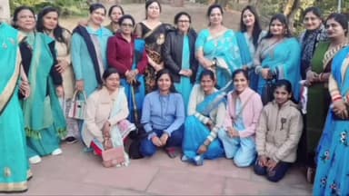 झांसी: वृंदावन लाल वर्मा पार्क में नारी सशक्तिकरण संकल्प संग आनंदोत्सव कार्यशाला का आयोजन किया गया