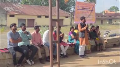 जगदलपुर: कृषि मंडी प्रांगण में अनिश्चितकालीन हड़ताल पर बैठे छत्तीसगढ़ नगरीय निकाय के कर्मचारियों को कांग्रेस ने दिया समर्थन