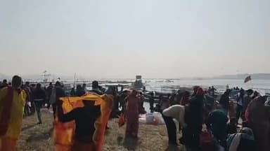 खुम्भ की बहुत ही सुन्दर तैयारी कि जा रही उप्र सरकार के द्वारा दर्शन करते हुये एक्टर पूरन लाल दुबे प्रयगराज गंगा जी कि जय