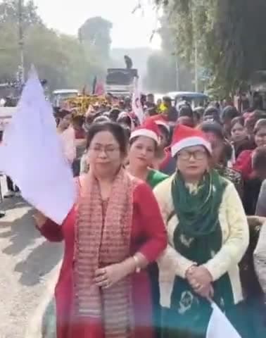 कानपुर: मोतीझील स्थित तुलसी उपवन से लेकर क्राइस्ट चर्च के ग्राउंड तक निकाली गई क्रिसमस रैली