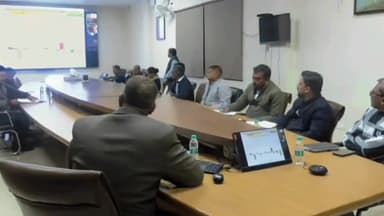 कांके: झारखंड पुलिस मुख्यालय में एडीजी अभियान ने वीडियो कॉन्फ्रेंसिंग के ज़रिए सड़क सुरक्षा पर बैठक की