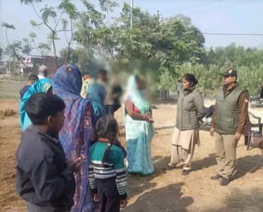 कैंपियरगंज: कैंपियरगंज, पीपीगंज, जंगल कौड़िया सहित कई जगहों पर मिशन शक्ति फेस 5 के तहत महिलाओं और छात्रों को जागरूक किया गया