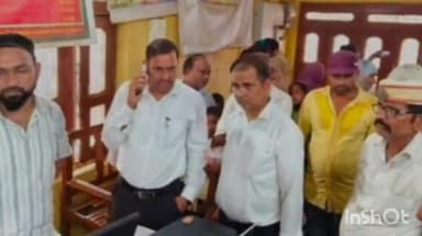 नानपारा: नानपारा के उप जिलाधिकारी ने विद्यालय का निरीक्षण किया, दिए निर्देश