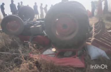 गुढ़: गुढ थाना क्षेत्र में बदवार के चोरहा पर बुवाई के लिए जा रहा ट्रैक्टर पलटा, एक की मौत, एक घायल