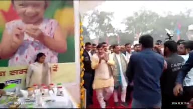 पन्ना: मुख्यमंत्री के पन्ना दौरे में विभागीय प्रदर्शनी बनी आकर्षण का केंद्र, 17 कैरेट हीरे का प्रदर्शन