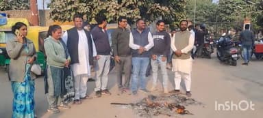 धौलपुर: गांधी पार्क के सामने कांग्रेसियों ने गृह मंत्री अमित शाह का पुतला फूंका, बाबा साहेब अंबेडकर पर अमर्यादित बयान का मामला