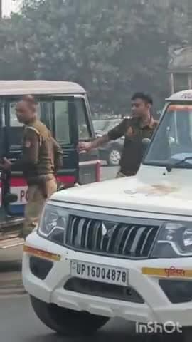 गौतम बुद्ध नगर: नोएडा के लोटस वैली स्कूल में बम की सूचना से मचा हड़कंप, मौके पर पहुंची पुलिस, जांच में जुटी, बच्चों की की गई छुट्टी