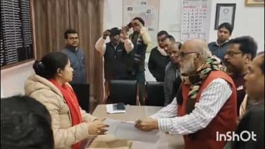 मिर्ज़ापुर: जनपद के पत्रकारों ने अपनी मूल समस्याओं को लेकर जिला कलेक्ट्रेट में जिला अधिकारी को ज्ञापन सौंपा