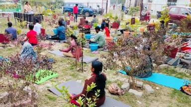 हज़ारीबाग: जिला संयुक्त औषधालय कैंपस सदर अस्पताल में मनाया गया प्रथम विश्व मेडिटेशन डे