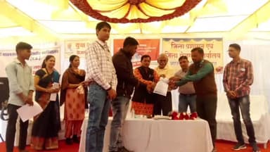 बाबई: माखननगर के शासकीय महाविद्यालय में आयोजित रोजगार मेले में 353 युवक-युवतियों में से 198 का चयन हुआ