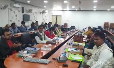 खगड़िया: कलेक्ट्रेट सभा कक्ष में जिला परिषद अध्यक्ष ने विभिन्न विभागों की समीक्षा की, सदस्यों ने भी अपने विचार रखे