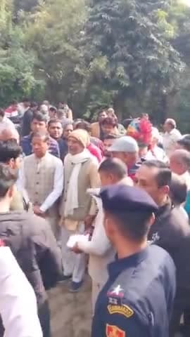 फरीदाबाद: राज्य मंत्री राजेश नागर ने भतोला गांव में जनता दरबार लगाकर लोगों की समस्याएं सुनी