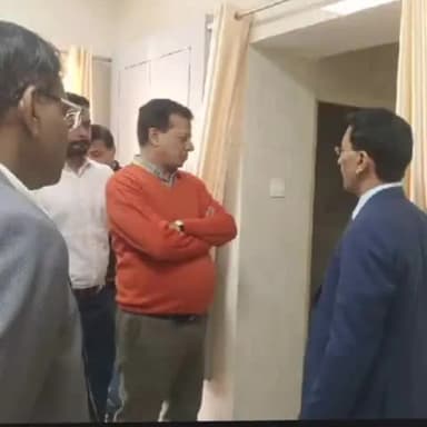 कानपुर: प्रमुख सचिव चिकित्सा स्वास्थ्य पार्थ सारथी सेन ने गणेश शंकर विद्यार्थी मेडिकल कॉलेज का किया औचक निरीक्षण