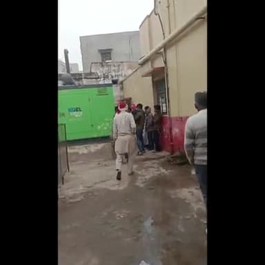 सीकरी: सीकरी, जगड़का रोड़ पर पिकअप चालक ने बाइक को मारी टक्कर, बाइक पर सवार युवक की मौत, एक युवक गंभीर घायल, पुलिस ने पिकअप जब्त