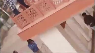 शिवपुरी नगर: एसएमएस पीजी कॉलेज में भगवा झंडा फहराने को लेकर ABVP और NSUI में हुई मारपीट, NSUI ने थाने में शिकायत कराई दर्ज