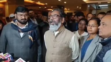 कांके: प्रोजेक्ट भवन में सीएम की अध्यक्षता में कैबिनेट की बैठक, सरकारी कर्मचारियों और पेंशनधारियों का महंगाई भत्ता बढ़ा