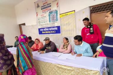 बल्देवगढ़: बल्देवगढ़ वार्ड क्रमांक 3 में मुख्यमंत्री जन कल्याण अभियान के तहत नगर परिषद द्वारा शिविर का आयोजन किया गया