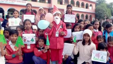 गोरौल: क्रिसमस की पूर्व संध्या पर चकव्यास के बच्चों ने नशा मुक्त बिहार का लिया संकल्प