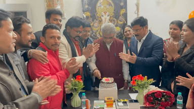 माननीय डॉ अरुण कुमार सक्सेना जी वन एवं पर्यावरण स्वतंत्र राज्य मंत्री उत्तर प्रदेश सरकार का जन्मदिन धूमधाम से मनाया गया!