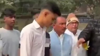 नरवल: रूमा स्थित आचार्य रघुवीर इंटर कॉलेज के मैदान में ब्लॉक स्तरीय खेलकूद प्रतियोगिता का आयोजन हुआ