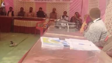 पन्ना: चिखल्हाई ग्राम में मुख्यमंत्री जन कल्याण अभियान के तहत शिविर हुआ आयोजित, पात्र हितग्राहियों को दिलाया गया योजनाओं का लाभ