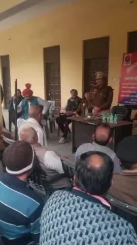 फरीदाबाद: सेक्टर 58 थाना एसएचओ ने गांव में पुलिस-जनता समन्वय बैठक का आयोजन किया