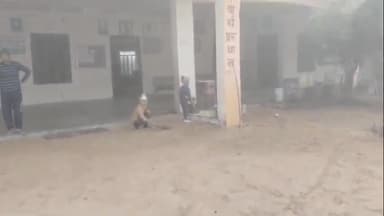 झुंझुनू: गुढ़ागौड़जी के निजी स्कूल में सरकारी आदेश की अनदेखी, छुट्टी के दिन झाड़ू लगाते नजर आए बच्चे, वीडियो हुआ वायरल